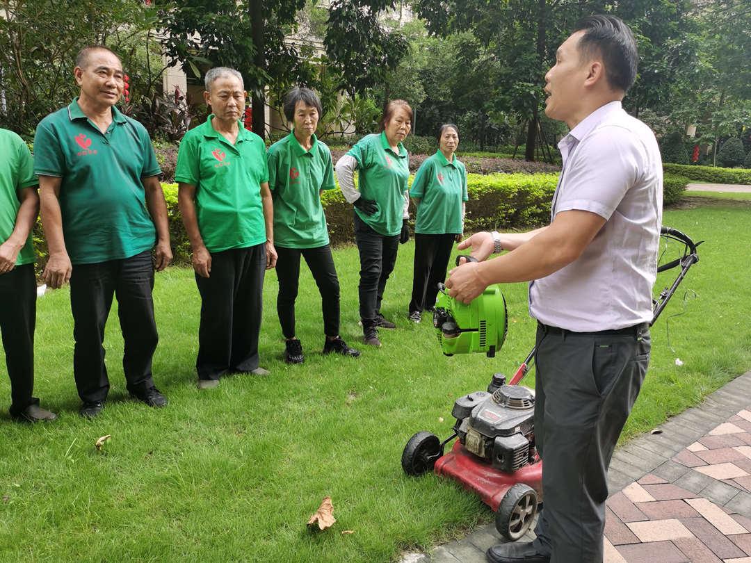 欢迎访问十大电子网址日常养护培训